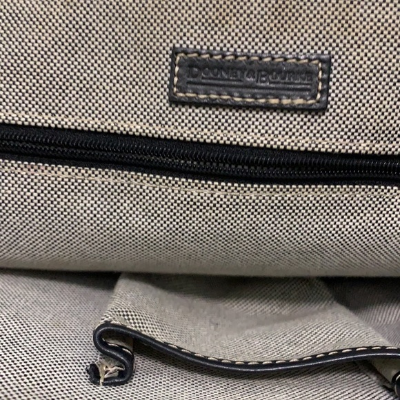 Logo (vintage) Dooney & Bourke carpet bag tote - Picture 7 of 7